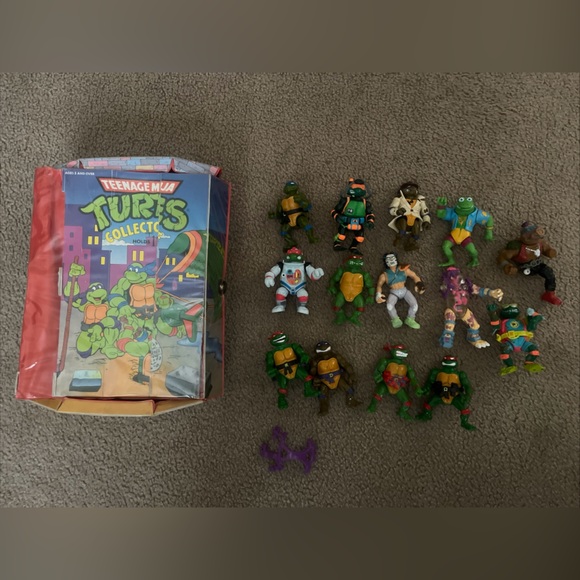 Other - Lot of 14 Vintage Playmates TMNT Teenage Mutant Ninja Turtles, Case Too